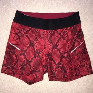 Lululemon Spandex/Bike Shorts size small